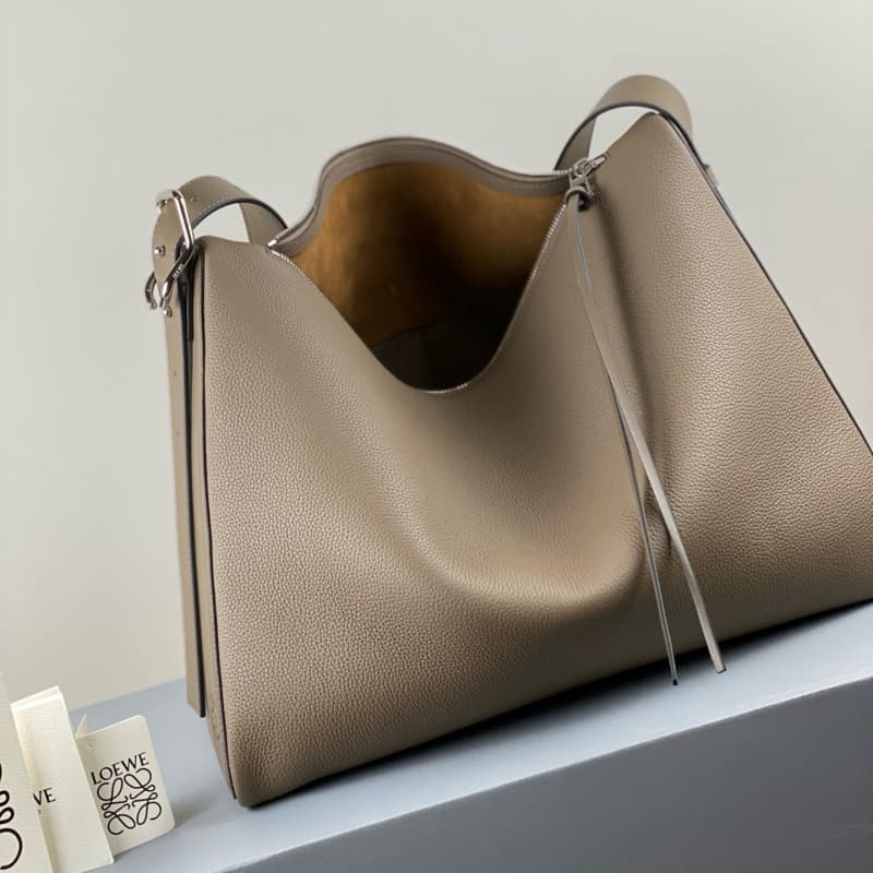 LOEWE bags | Berlingo Bag | 38×28×18cm | 3039 | 09004