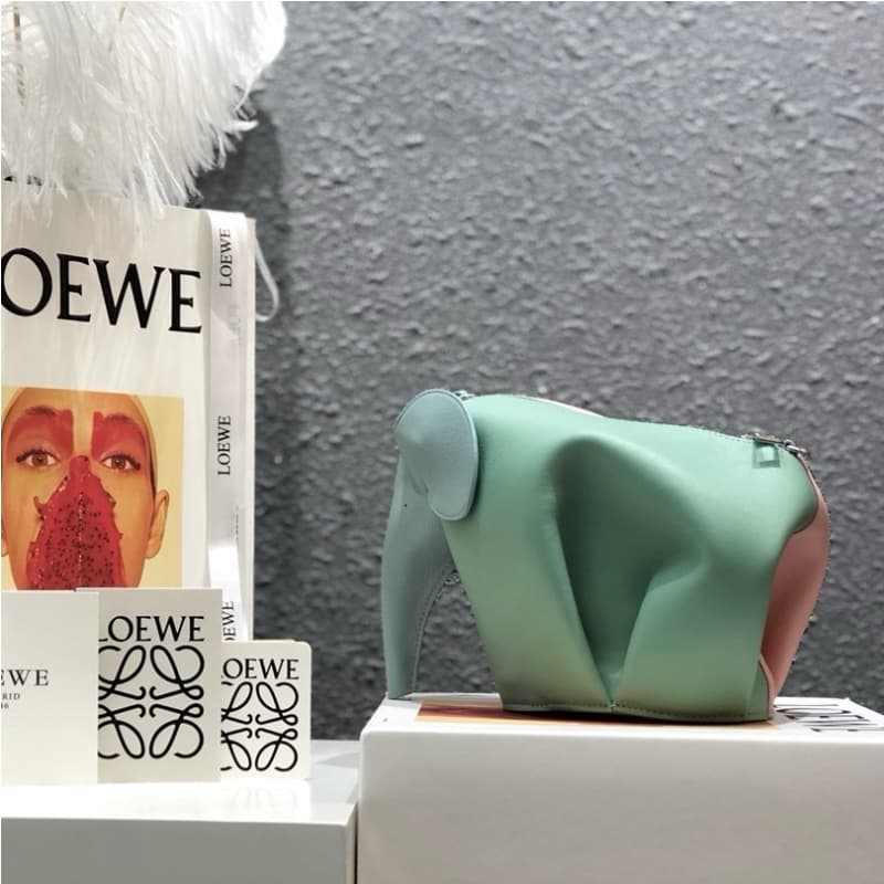 LOEWE bags | Loewe elephant Bag | 19×15×10cm | 1001 | 09010