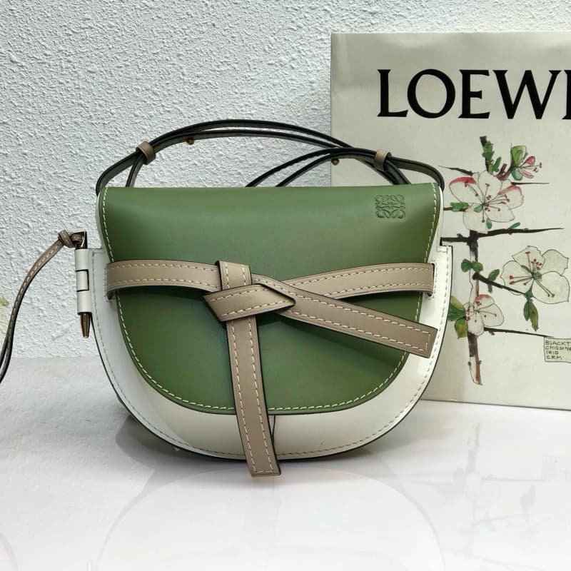 Loewe bags | Loewe Gate Saddle Bag | 20×19×11.5cm | 10183 | 09022