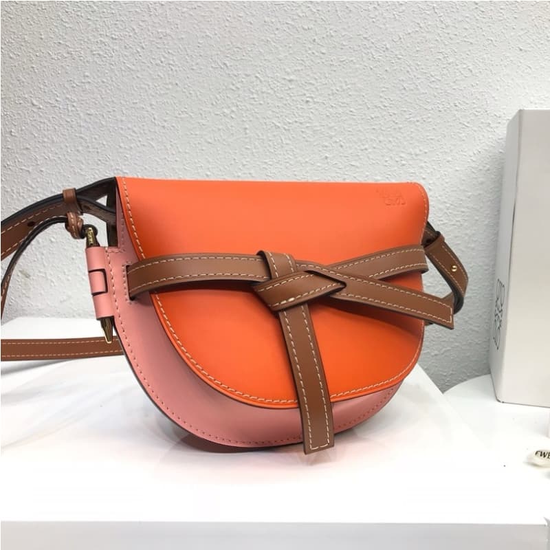 Loewe bags | Loewe Gate Saddle Bag | 20×19×11.5cm | 10183 | 09022