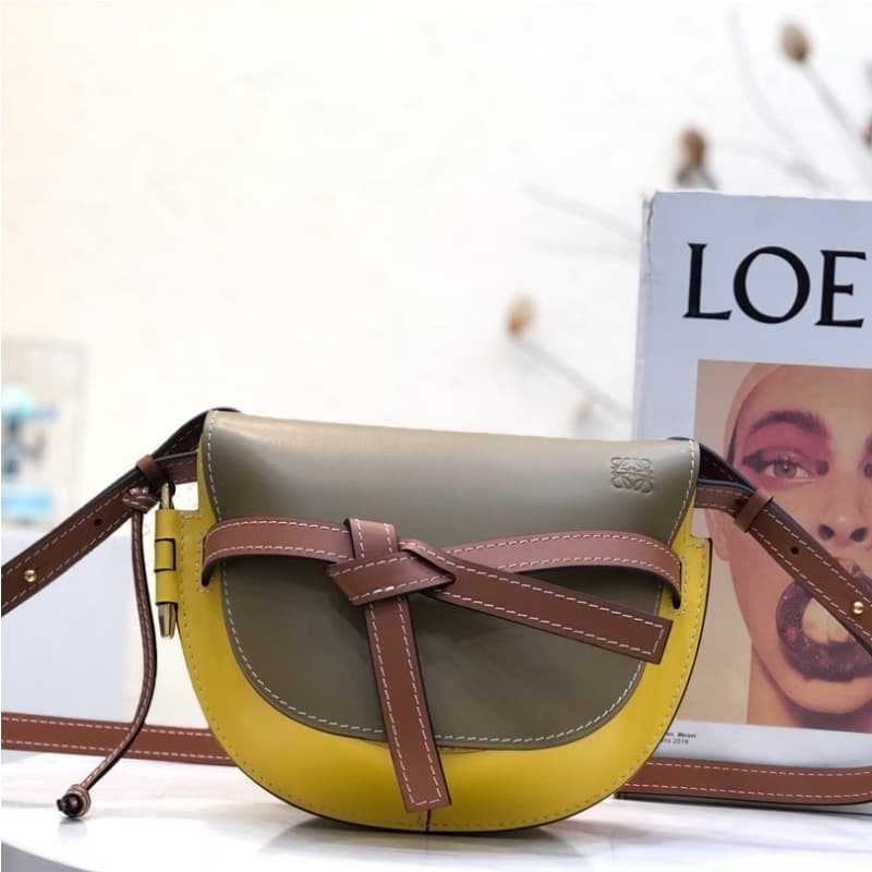 Loewe bags | Loewe Gate Saddle Bag | 20×19×11.5cm | 10183 | 09022