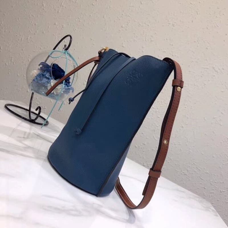 Loewe bags | Gate Bucket Bag | Anagram | 28×19×14cm | 10188 | 09026