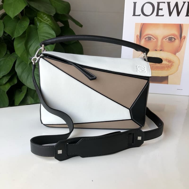 Loewe bags | Puzzle Bag | 29×19.5×12/23×14×10cm | Medium/Large | 09029