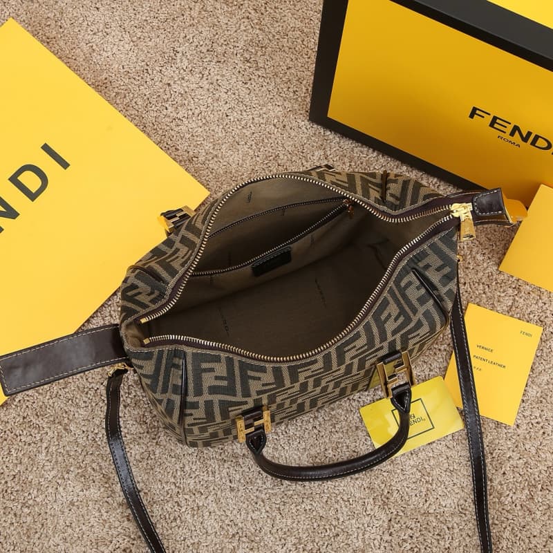 FENDI bags | Fendi's versatile tote lunch box bag | 25×15×15cm | 19129 | 10025