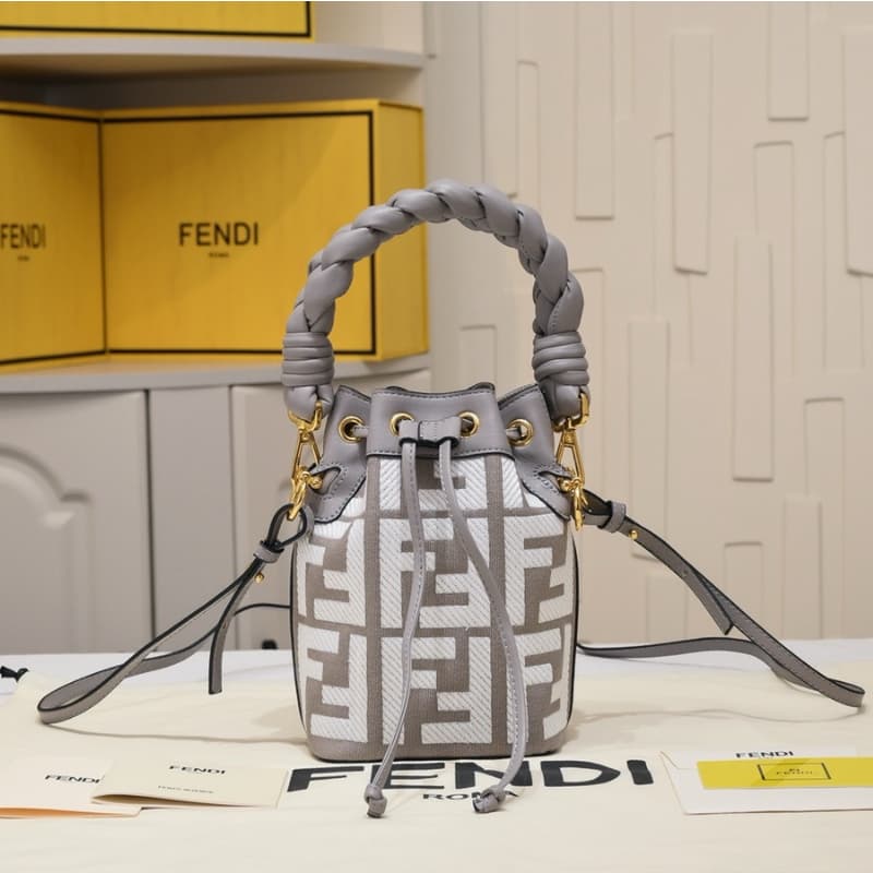 FENDI bags | FENDI's small bucket bag | 0189 | 10026