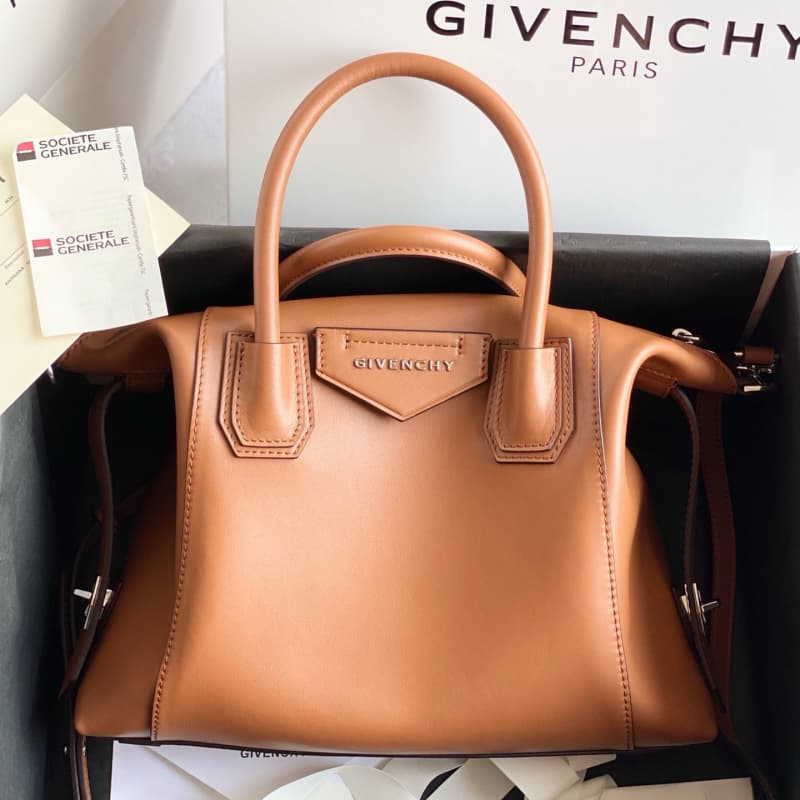 GIVENCHY bags | Antigona Soft Bag | 30×8×25cm | 11005