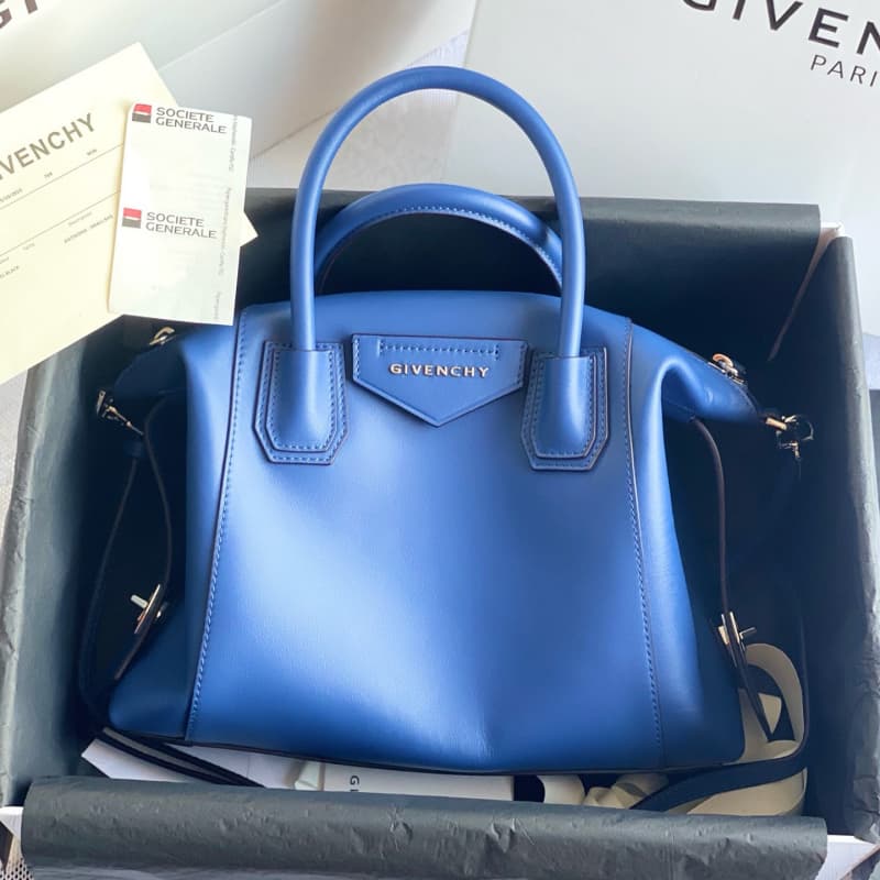 GIVENCHY bags | Antigona Soft Bag | 30×8×25cm | 11005