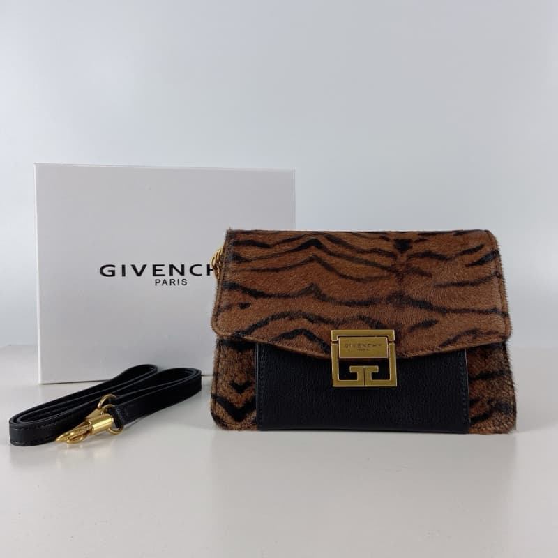 GIVENCHY bags | Givenchy GV3 Collection | 21×14×7cm | 11013