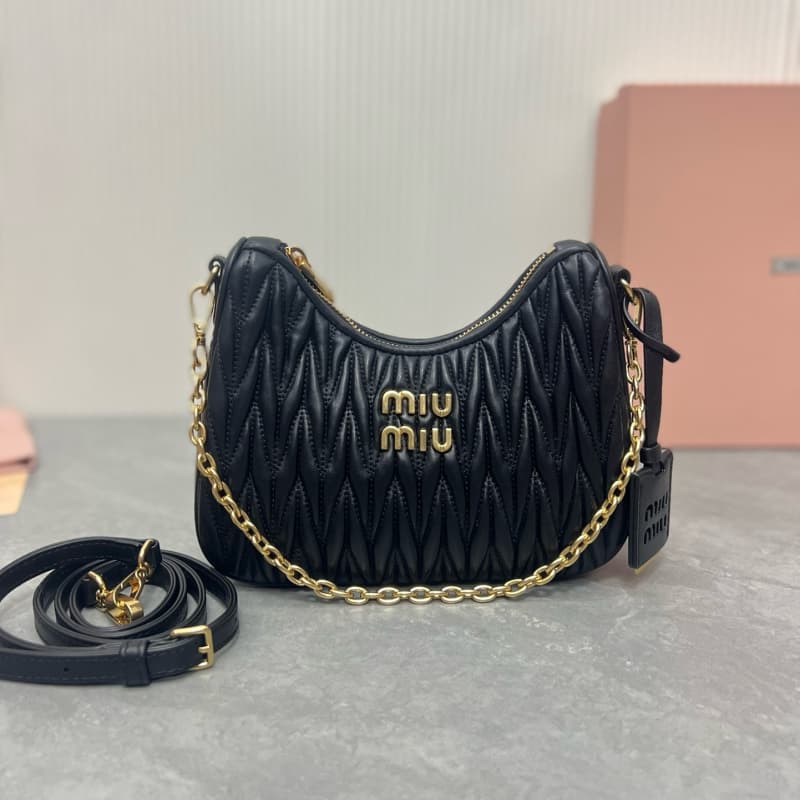 MiuMiu bags | MiuMiu Quilted Chain Bag | 17×20×5cm | 5BH211 | 13025