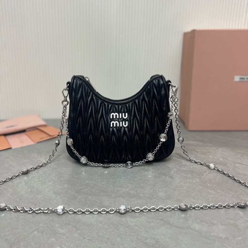 MiuMiu bags | MiuMiu Crystal Chain Bag | 21×16.5×5.5cm | 5BH211 | 13026