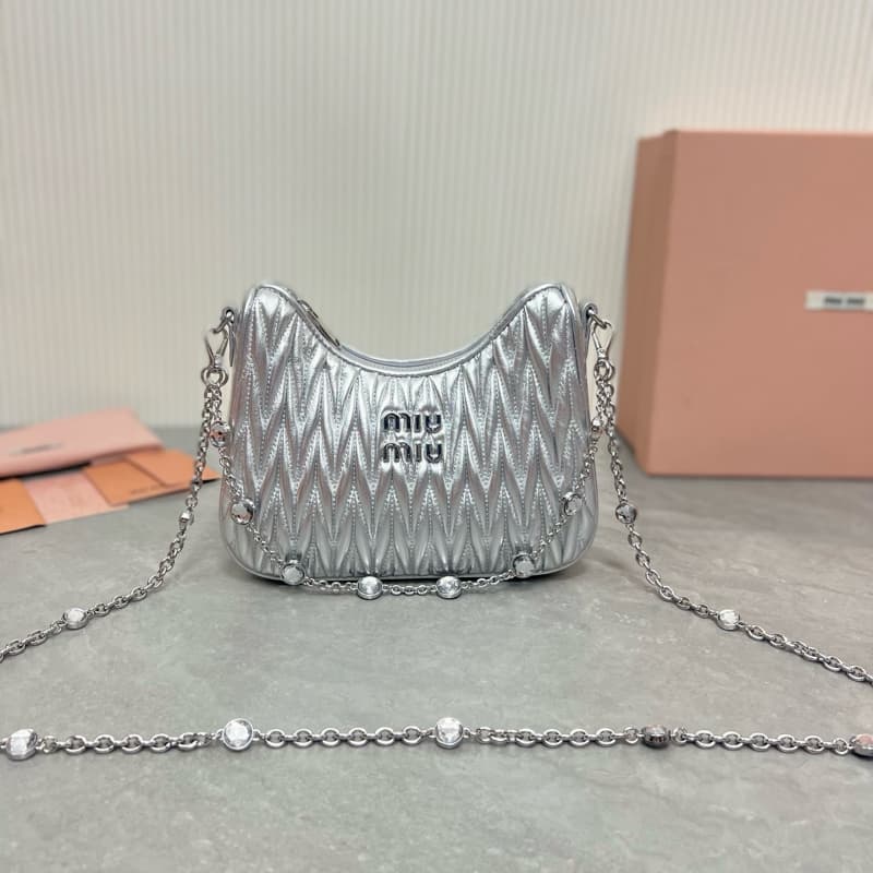 MiuMiu bags | MiuMiu Crystal Chain Bag | 21×16.5×5.5cm | 5BH211 | 13026