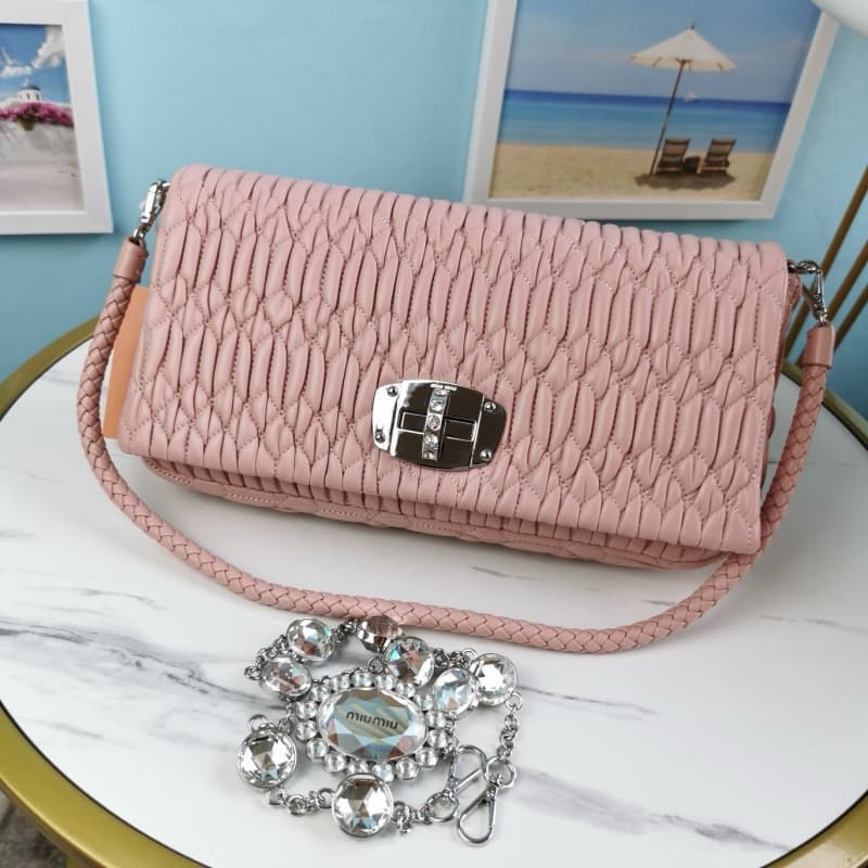 MiuMiu bags | MiuMiu Diamond Chain Bag | 28×3×14cm | 5BD233 | 13032