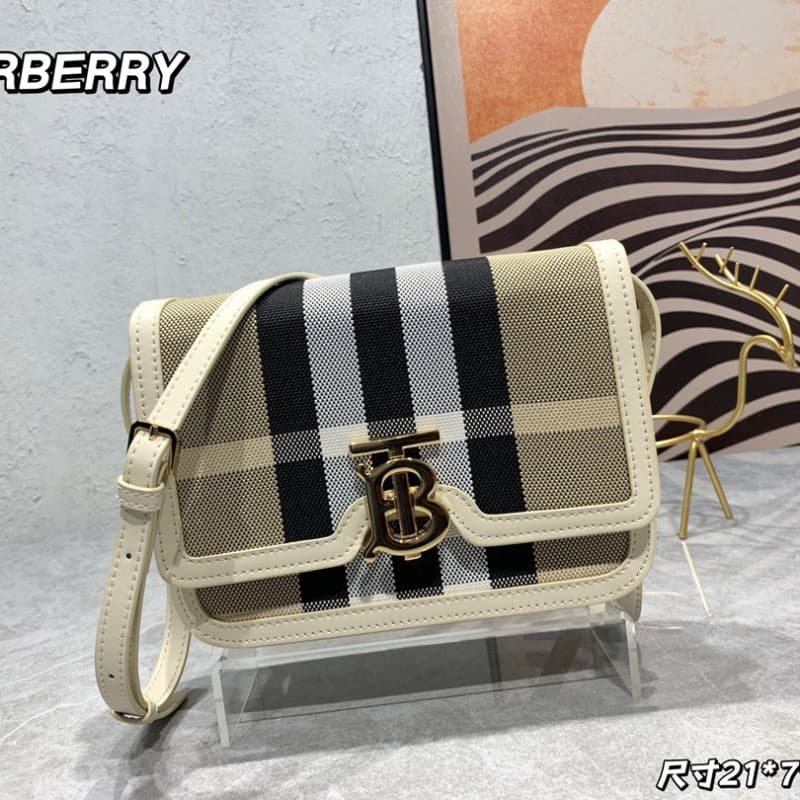 Burberry bags | TB Bag | 21×7×14 CM | 15007