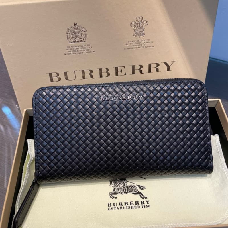 Burberry bags | Single Zip Small Wallet | 19×2.5×10 cm | 15011