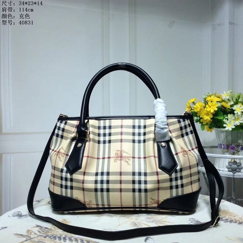 Burberry bags | The Saddle bag | 34×23×14 cm | 40831 | 15012