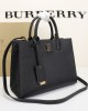 Burberry bags | Burberry Structured Tote Bag | 27×11×20 cm | 3302 | 15016