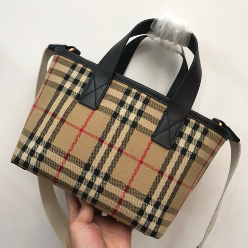 Burberry bags | 27×9.5×16.5 cm | 15018