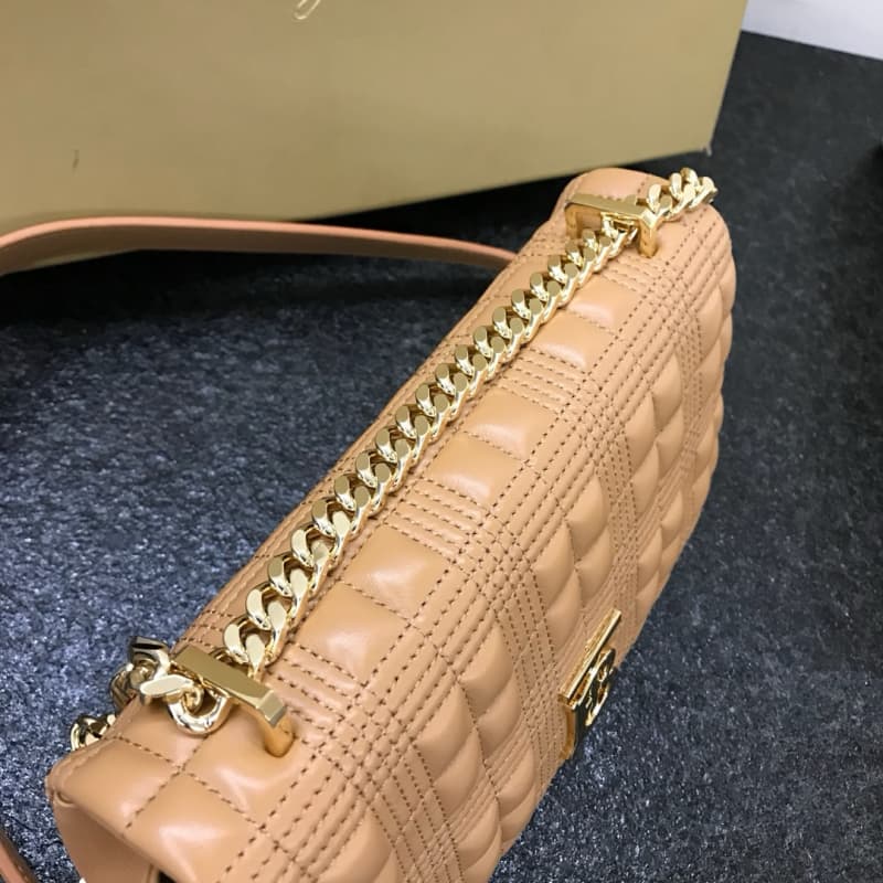 Burberry bags | Burberry Lola Bag | 23×13×6 cm | 15027