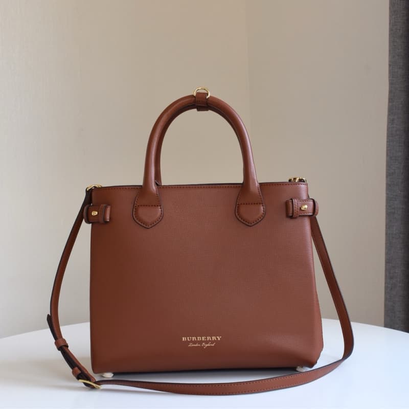 Burberry bags | The Banner handbag | 31 × 15 × 25 cm | 15030