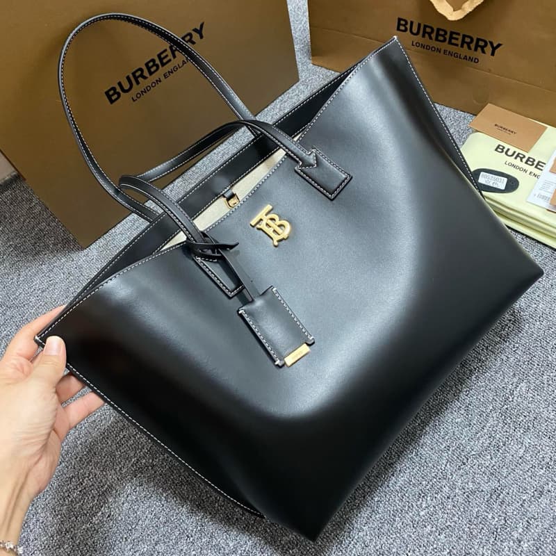 Burberry bags | Burberry Tote Bag | TB | 34 × 14 × 28 cm | 209381 | 15031