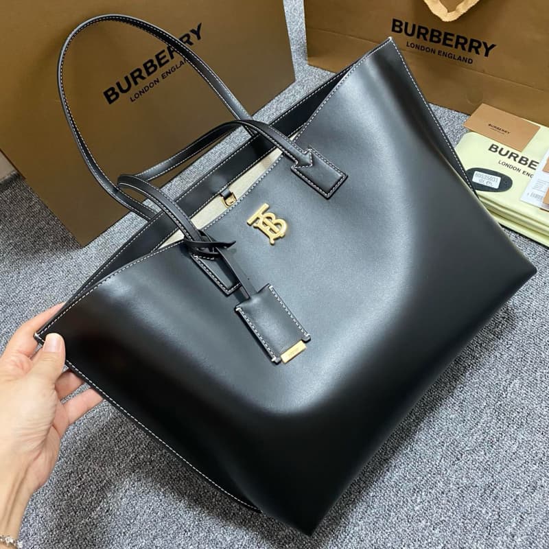 Burberry bags | Burberry Tote Bag | TB | 34 × 14 × 28 cm | 209381 | 15031