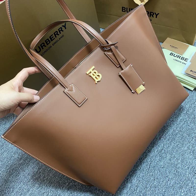 Burberry bags | Burberry Tote Bag | TB | 34 × 14 × 28 cm | 209381 | 15031